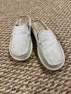 Hey Dude Light Grey Canvas Slip-On Mules with Purple Stitching size 9